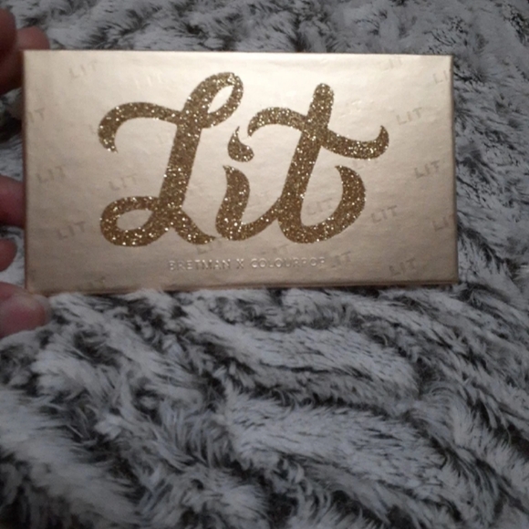 Colourpop eyeshadow - Picture 2 of 5